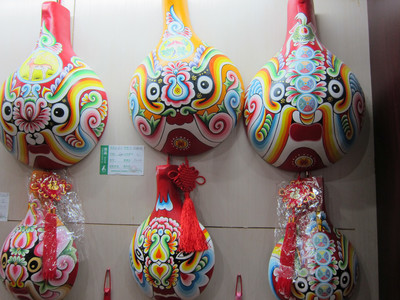 凤翔工艺品与农业用塑料薄膜 传统与现代的融合